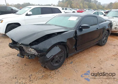 2014 Ford Mustang V6 z USA, uszkodzony, nr VIN 1ZVBP8AMXE5318686